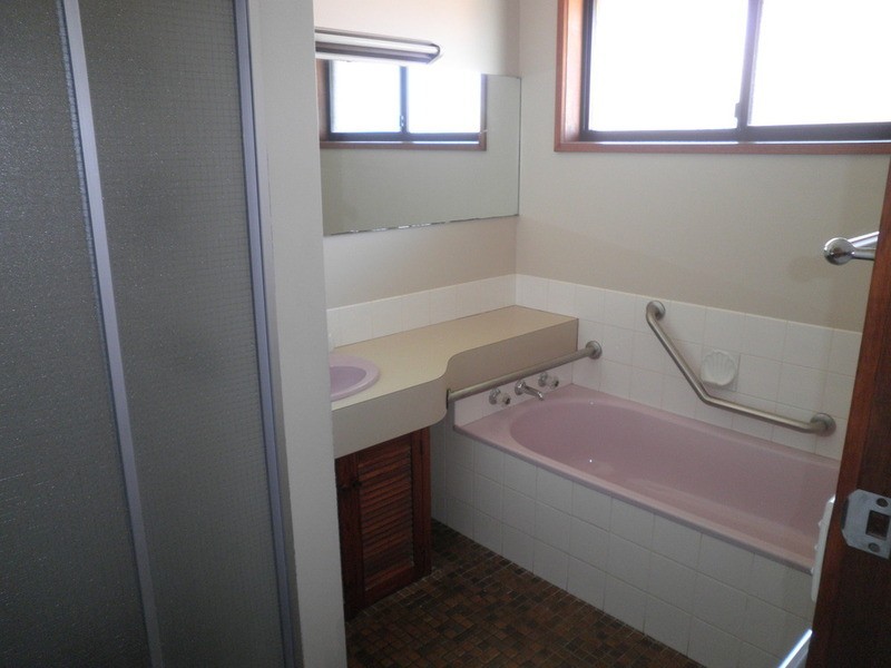 27 Mellor Grove, Swan Hill VIC 3585