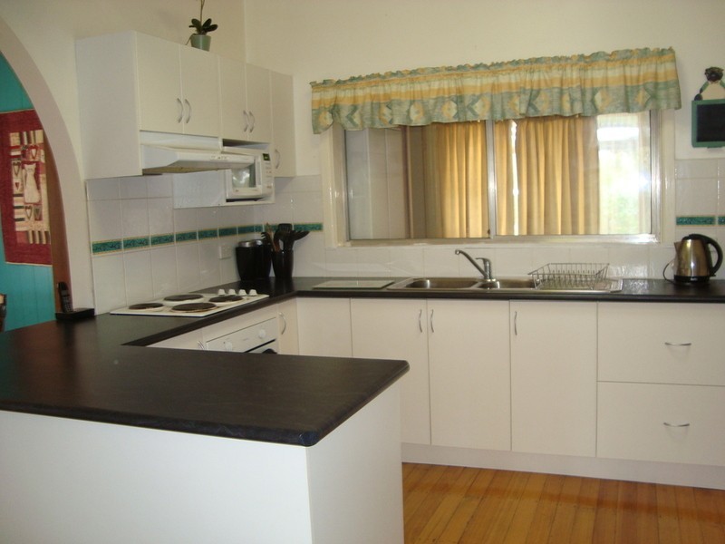 23 Bruton Grove, Swan Hill VIC 3585