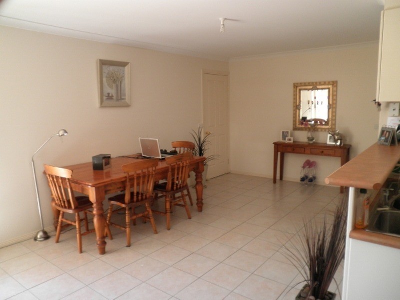 2/131 Stradbroke Avenue, Swan Hill VIC 3585