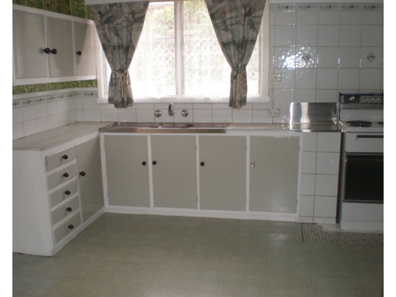 142 Thurla Street, Swan Hill VIC 3585