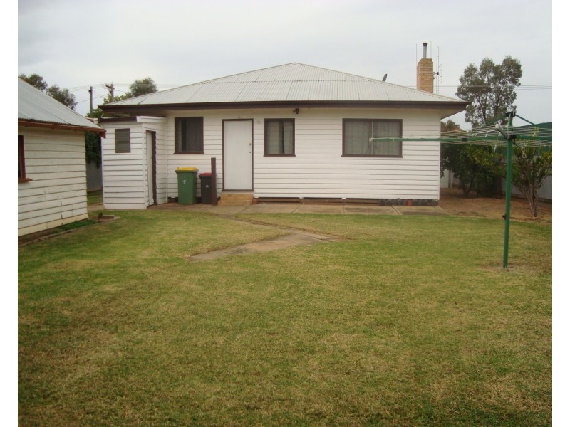 142 Thurla Street, Swan Hill VIC 3585