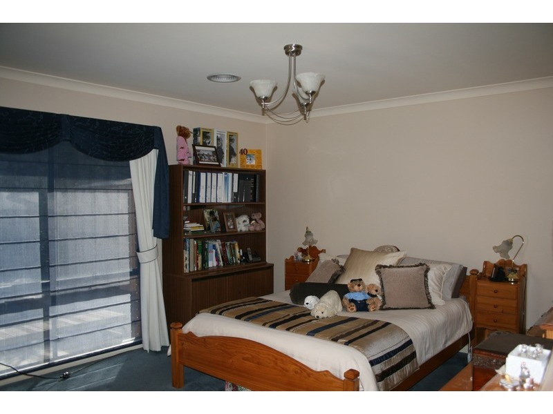 9 Cutri Drive, Swan Hill VIC 3585