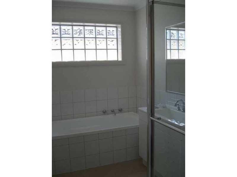 2/8 Betts Court, Swan Hill VIC 3585