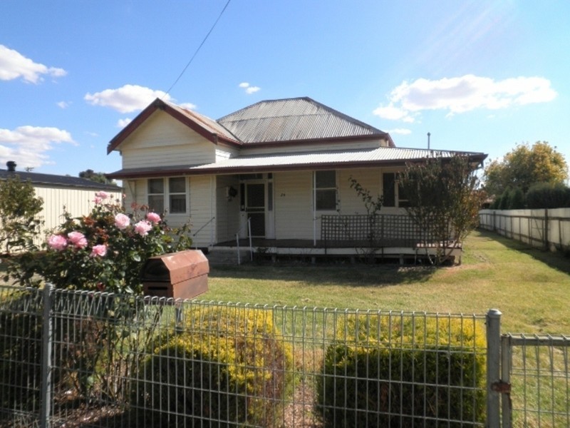24 Dunstone Street, Swan Hill VIC 3585