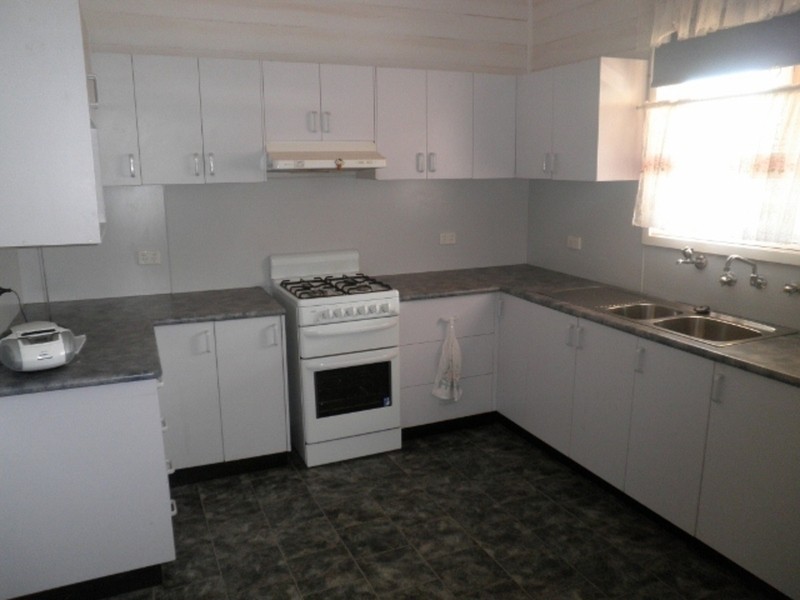 24 Dunstone Street, Swan Hill VIC 3585