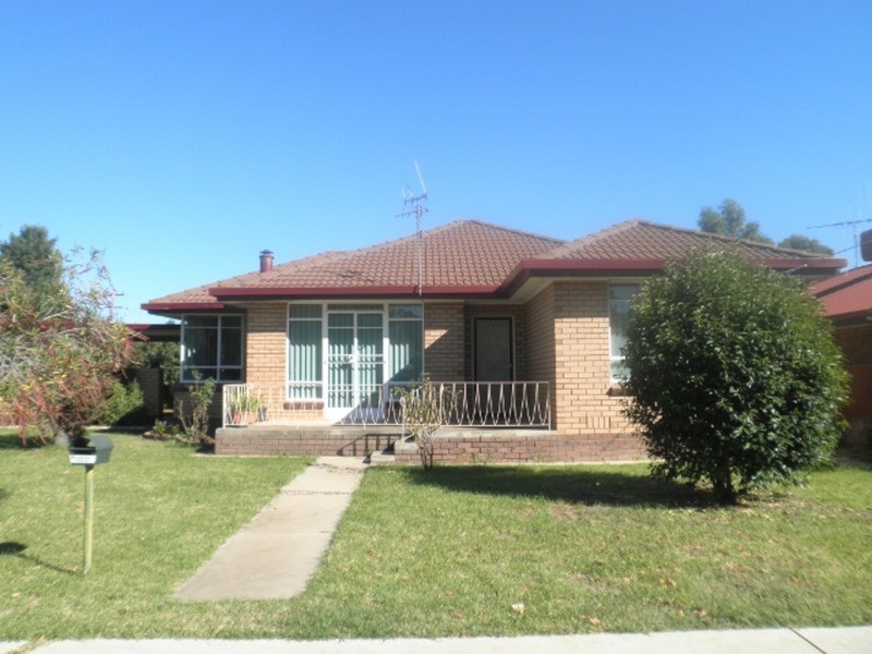 22 Palaroo Street, Swan Hill VIC 3585