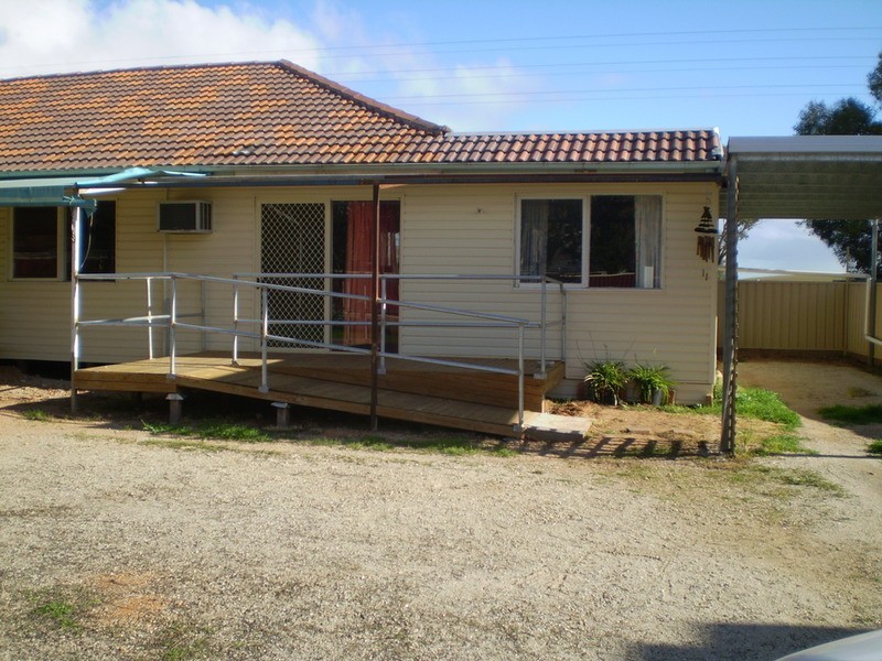 1/3 Wycombe Court, Lake Boga VIC 3584