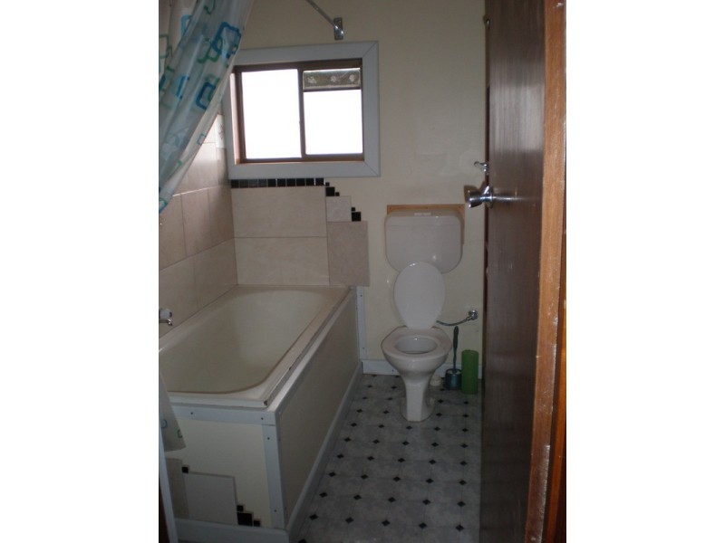 1/3 Wycombe Court, Lake Boga VIC 3584