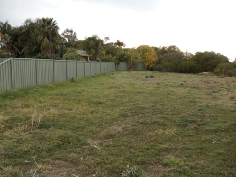5 Leon Court, Tooleybuc NSW 2736