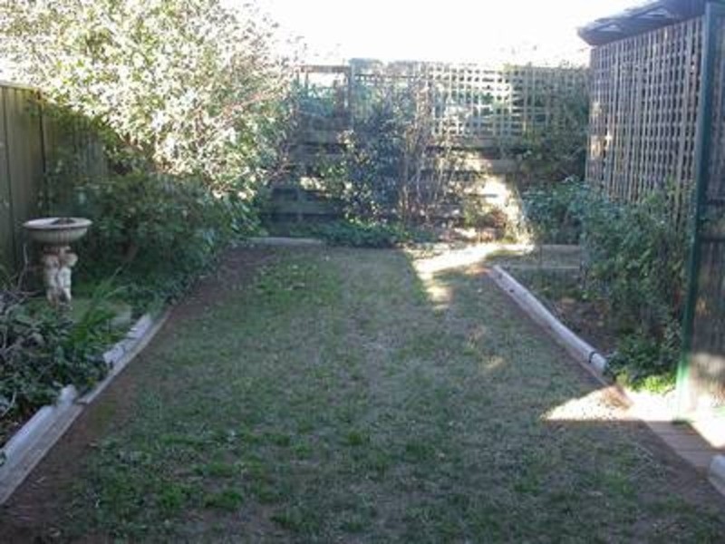 15/3-5 Parnee Street, Swan Hill VIC 3585