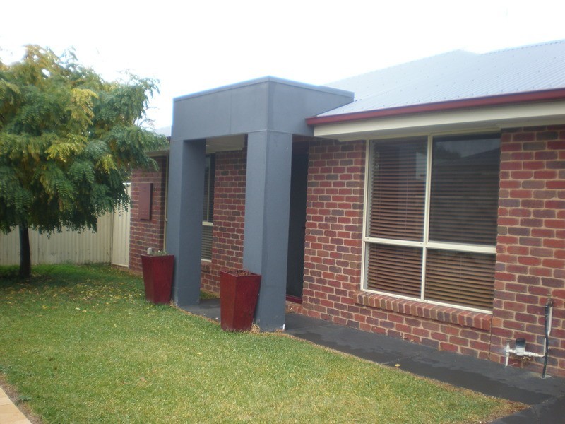 2/26 Dunstone Street, Swan Hill VIC 3585