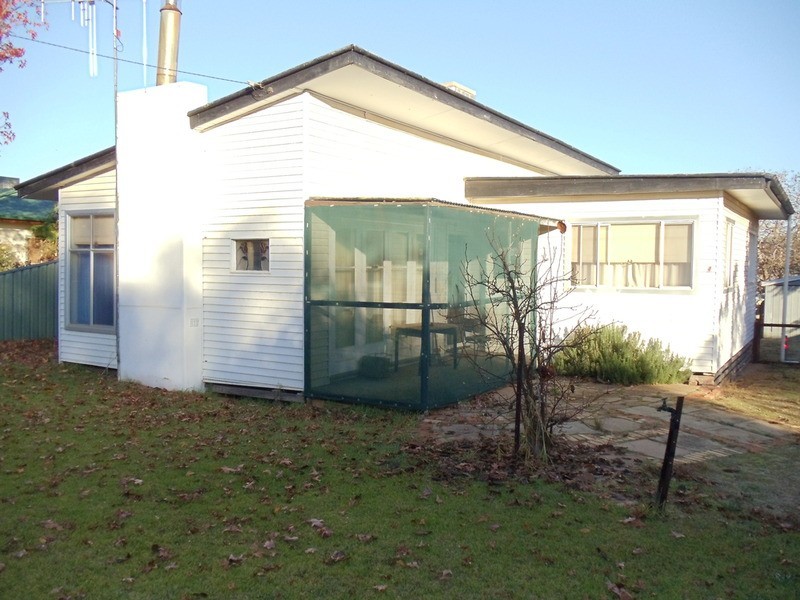 54 Cadell Street, Tooleybuc NSW 2736