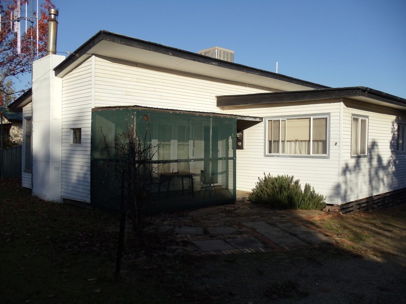 54 Cadell Street, Tooleybuc NSW 2736