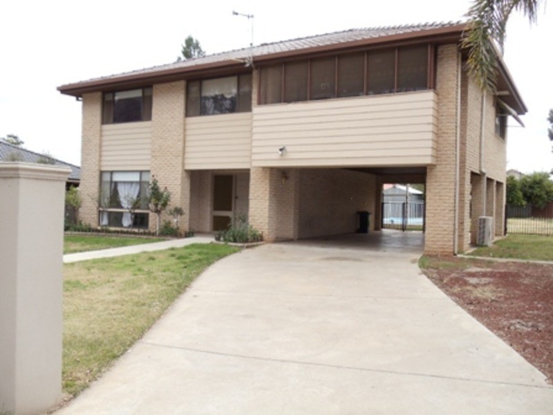 30 Gray Street, Swan Hill VIC 3585