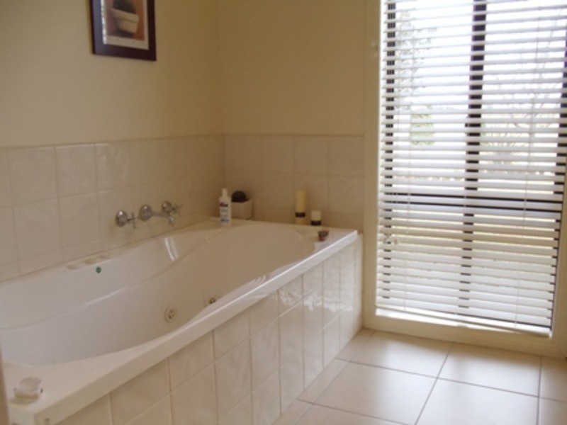 5 Inverell Court, Lake Boga VIC 3584