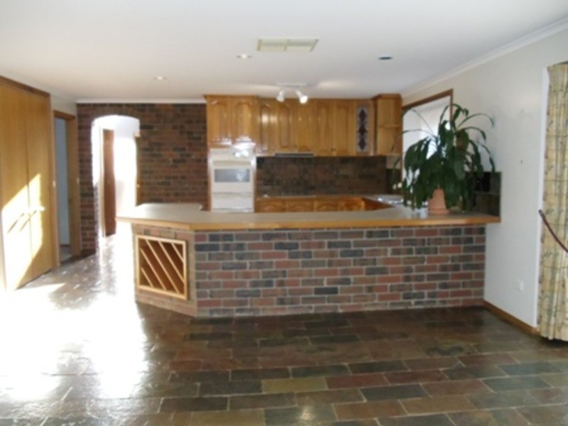 9 Goyne Crescent, Swan Hill VIC 3585