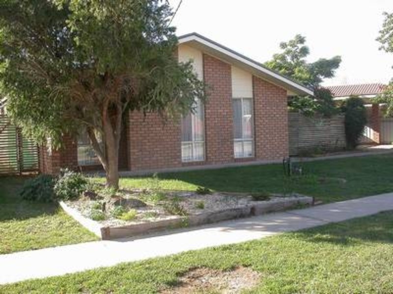 13 Goyne Crescent, Swan Hill VIC 3585
