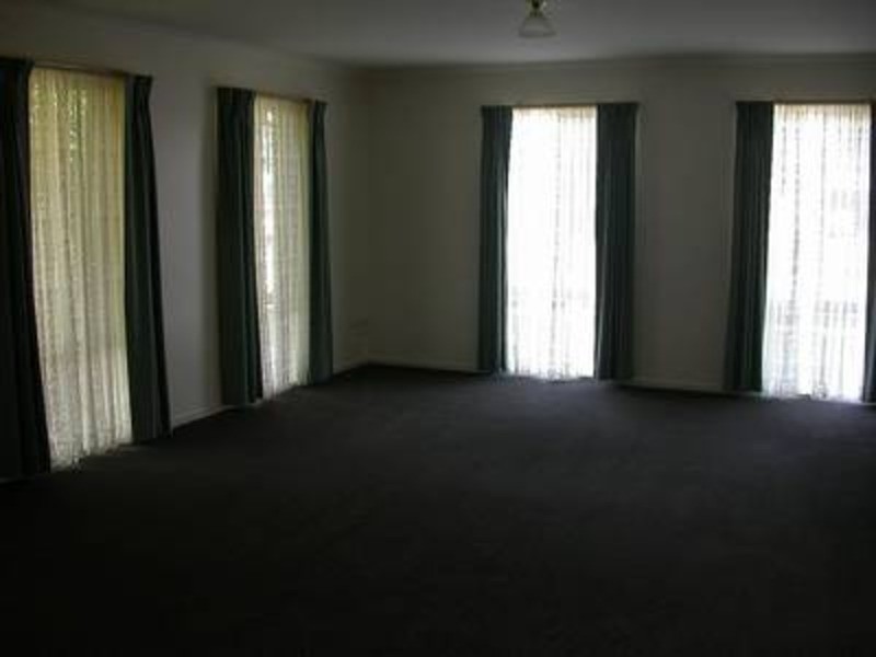 13 Goyne Crescent, Swan Hill VIC 3585