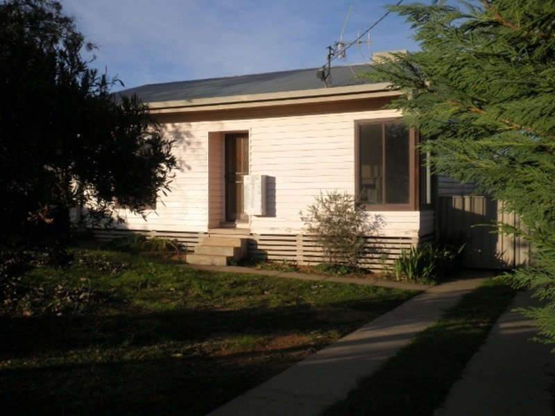 3 Mary Street, Nyah West VIC 3595