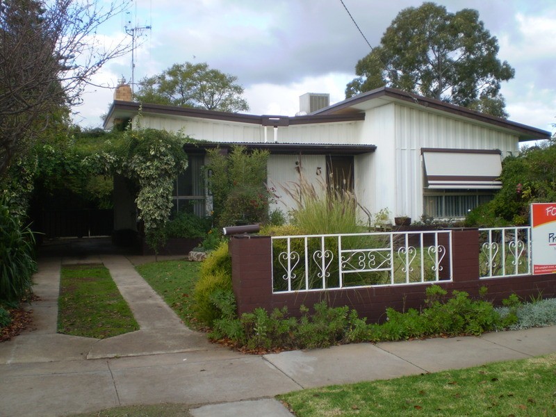 5 Dunstone Street, Swan Hill VIC 3585