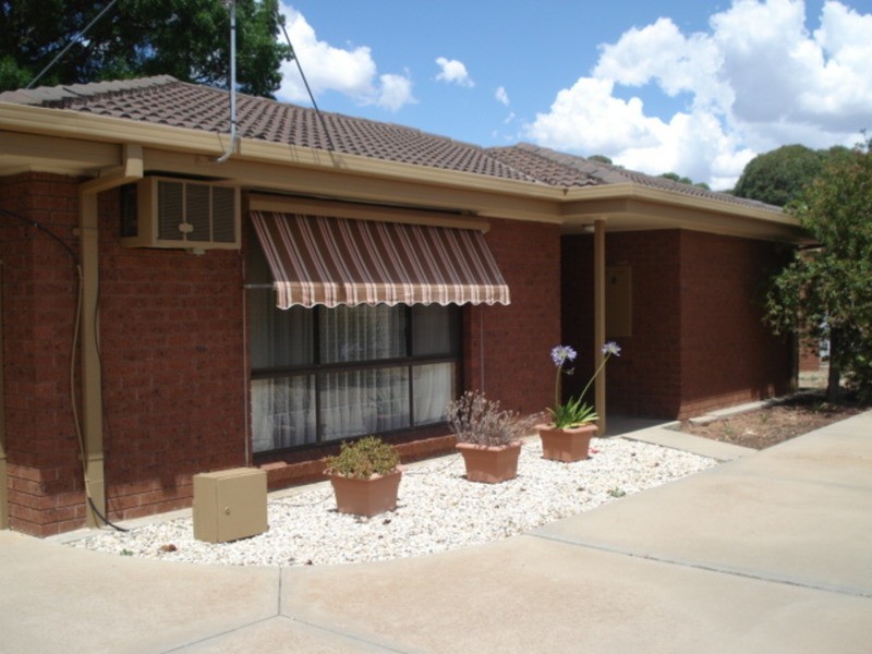 2/123 McCallum Street, Swan Hill VIC 3585