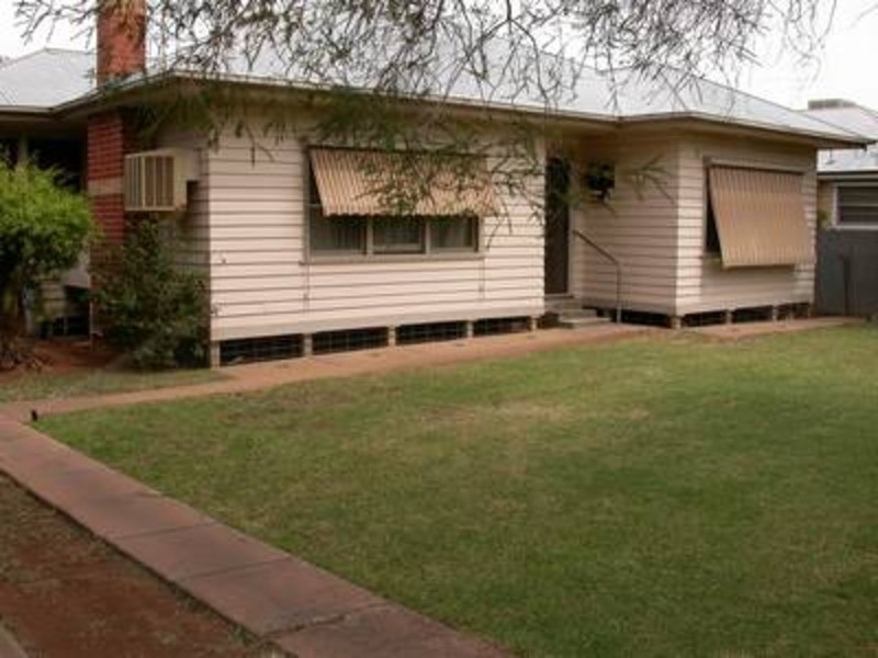 15 Burton Street, Swan Hill VIC 3585