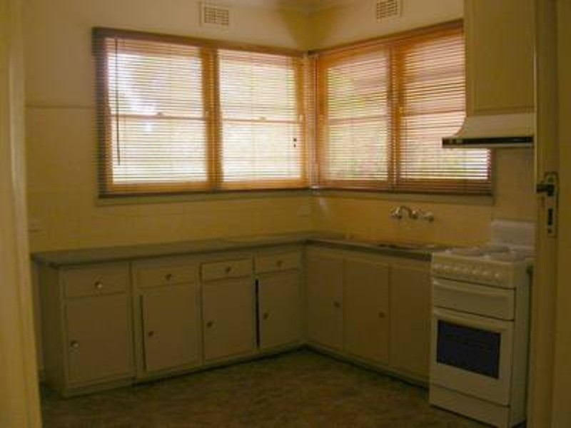 15 Burton Street, Swan Hill VIC 3585