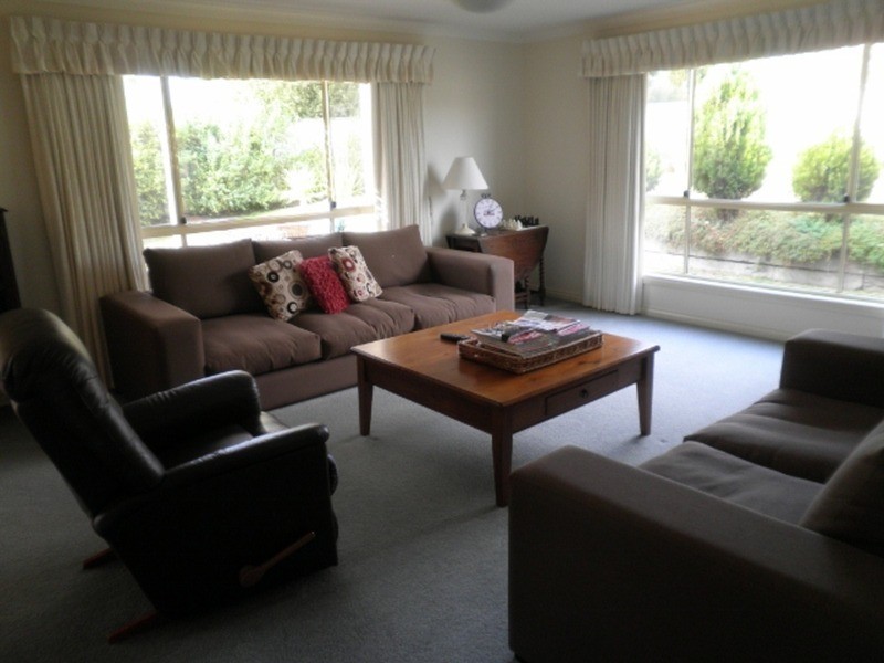 17 Currawong Court, Murray Downs NSW 3585