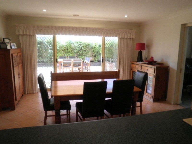 17 Currawong Court, Murray Downs NSW 3585