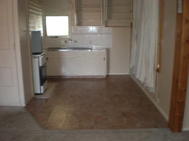 153 Stradbroke Avenue, Swan Hill VIC 3585