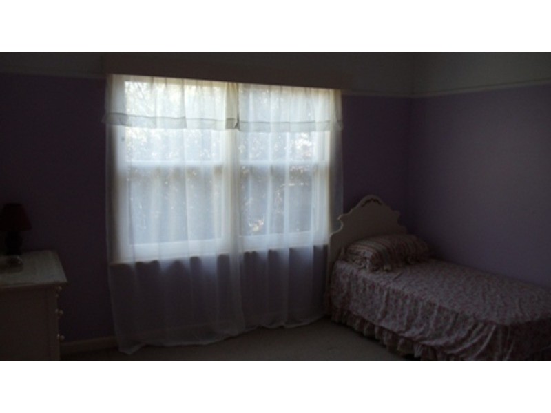 18 Ashton Street, Swan Hill VIC 3585