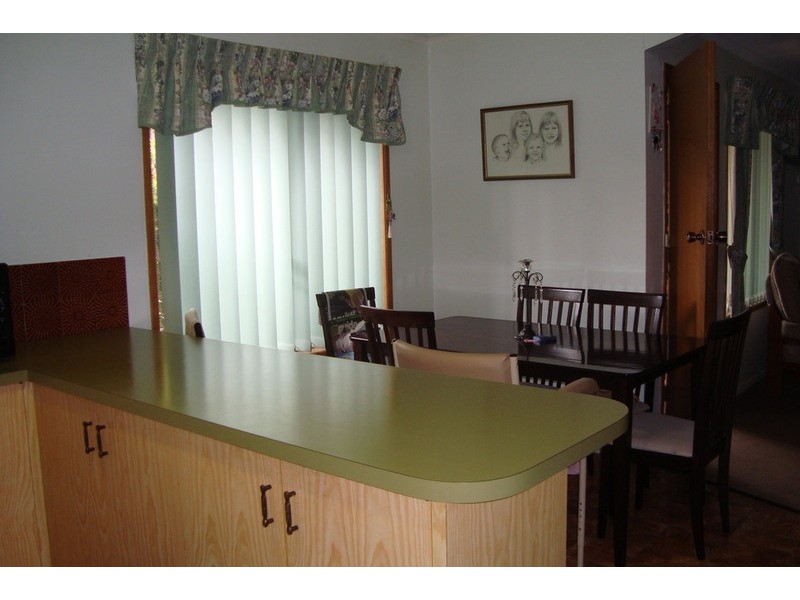 3/64 Stradbroke Avenue, Swan Hill VIC 3585