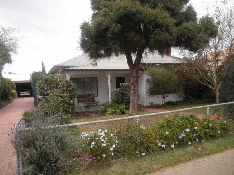 9 Gray Street, Swan Hill VIC 3585