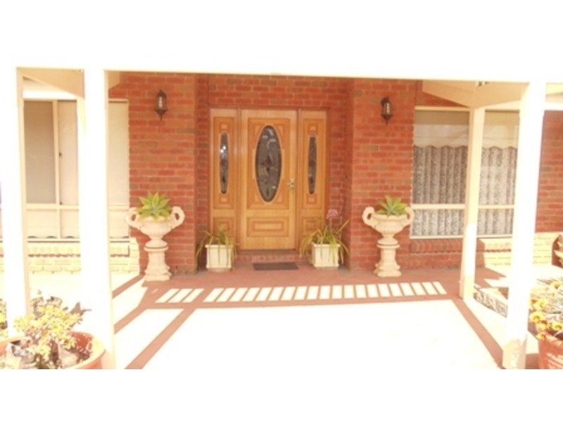 61 Butterworth Street, Swan Hill VIC 3585