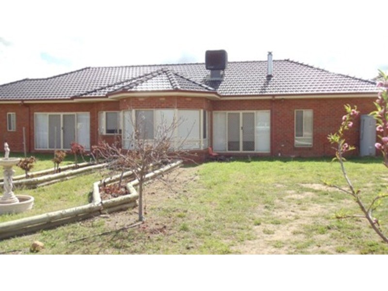 61 Butterworth Street, Swan Hill VIC 3585