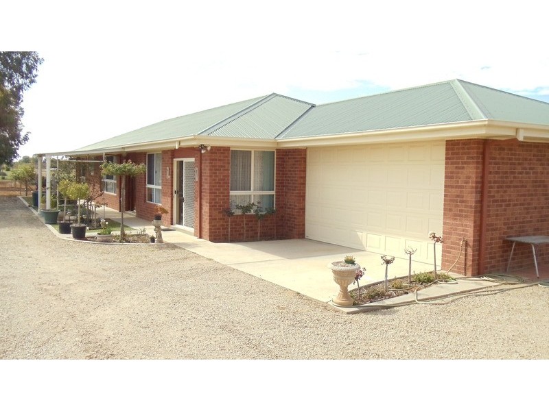 4462 Murray Valley Highway, Lake Boga VIC 3584