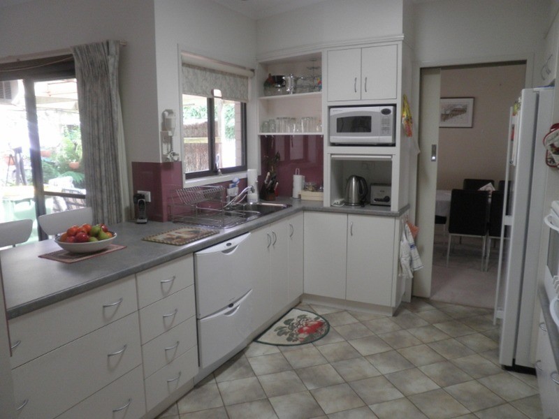 9 Mellor Grove, Swan Hill VIC 3585