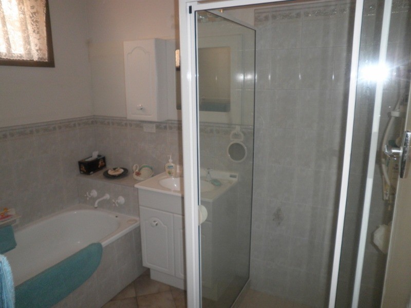 9 Mellor Grove, Swan Hill VIC 3585