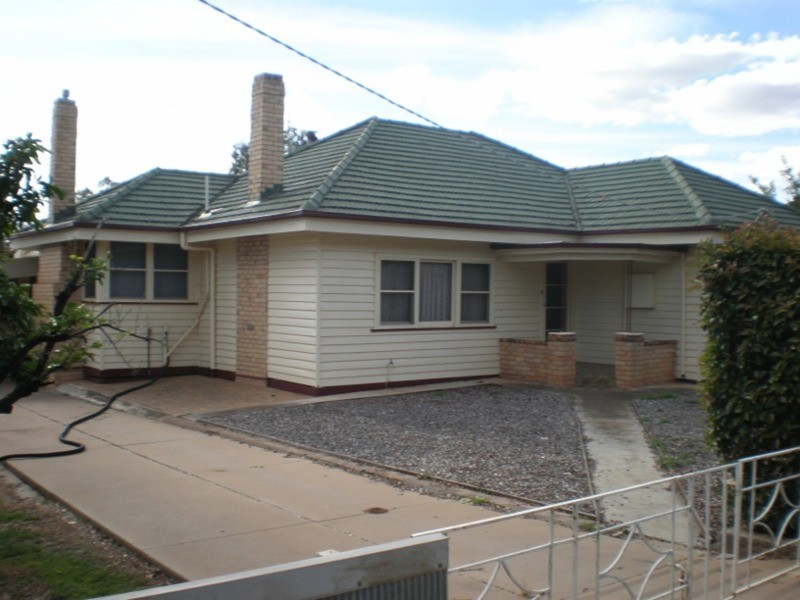 3 Hammil Street, Donald VIC 3480