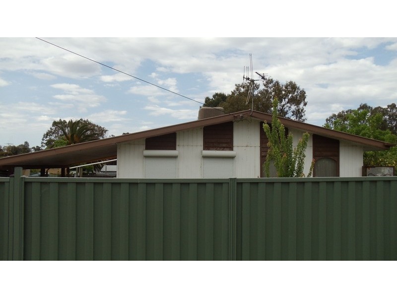 10 Murray Street, Lake Boga VIC 3584