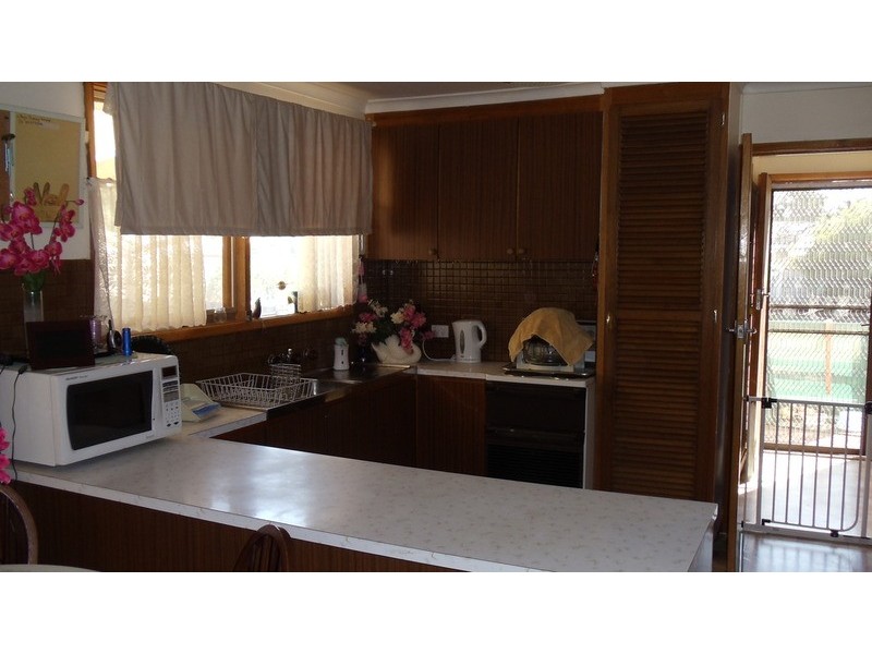 10 Murray Street, Lake Boga VIC 3584