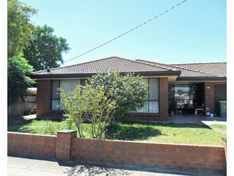 38 Pye Street, Swan Hill VIC 3585