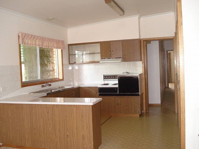 34 Pritchard Street, Swan Hill VIC 3585