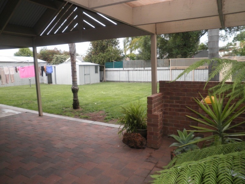 29 Wilkins Grove, Swan Hill VIC 3585