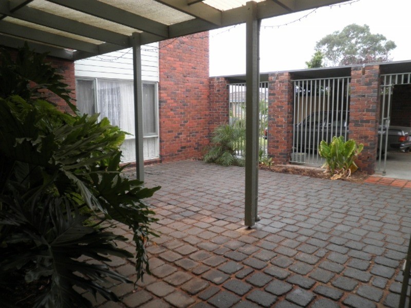28 Douglas Avenue, Swan Hill VIC 3585