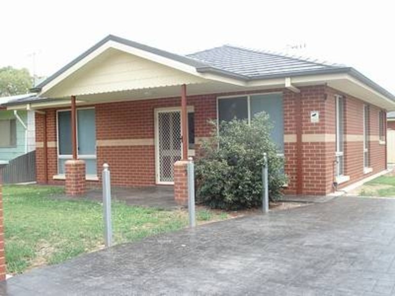 1/82 Stradbroke Avenue, Swan Hill VIC 3585