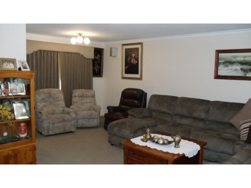 51 Parkview Drive, Swan Hill VIC 3585