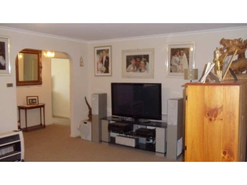 51 Parkview Drive, Swan Hill VIC 3585