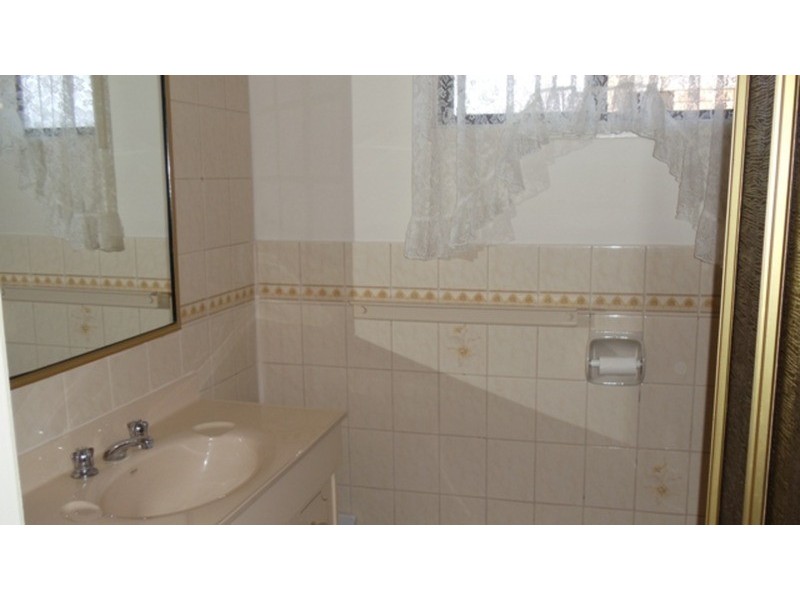 51 Parkview Drive, Swan Hill VIC 3585