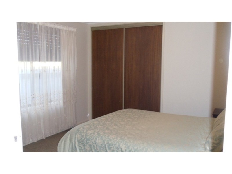 51 Parkview Drive, Swan Hill VIC 3585